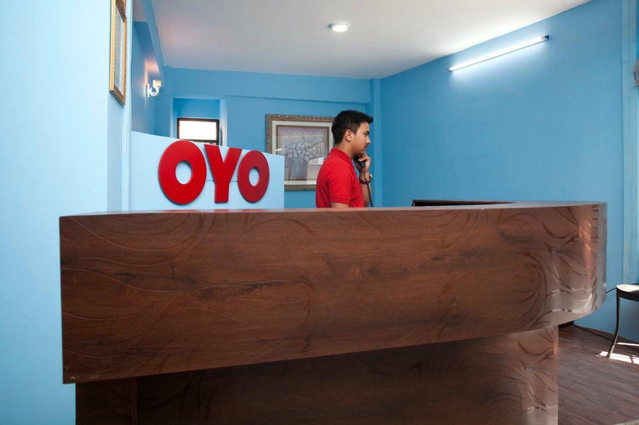 Hotel Crossroads Katmandou Extérieur photo